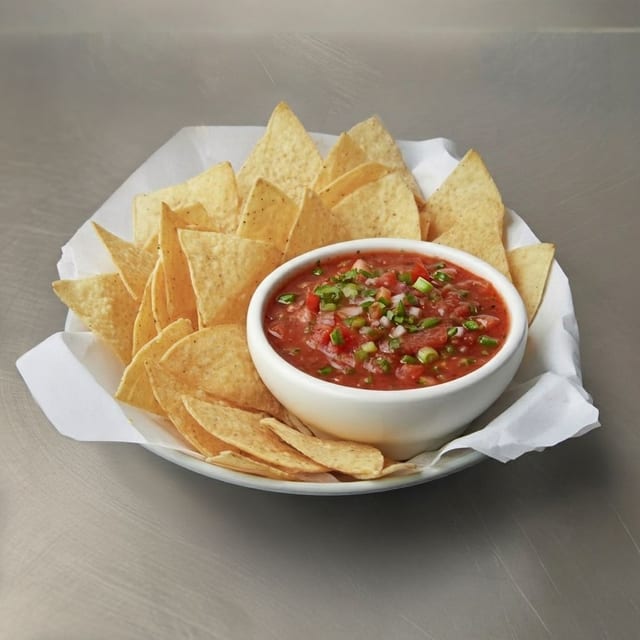 Chips N' Salsa.